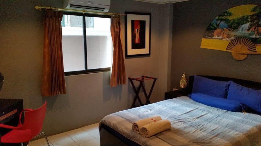 Nemos And Massage Wisma tamu